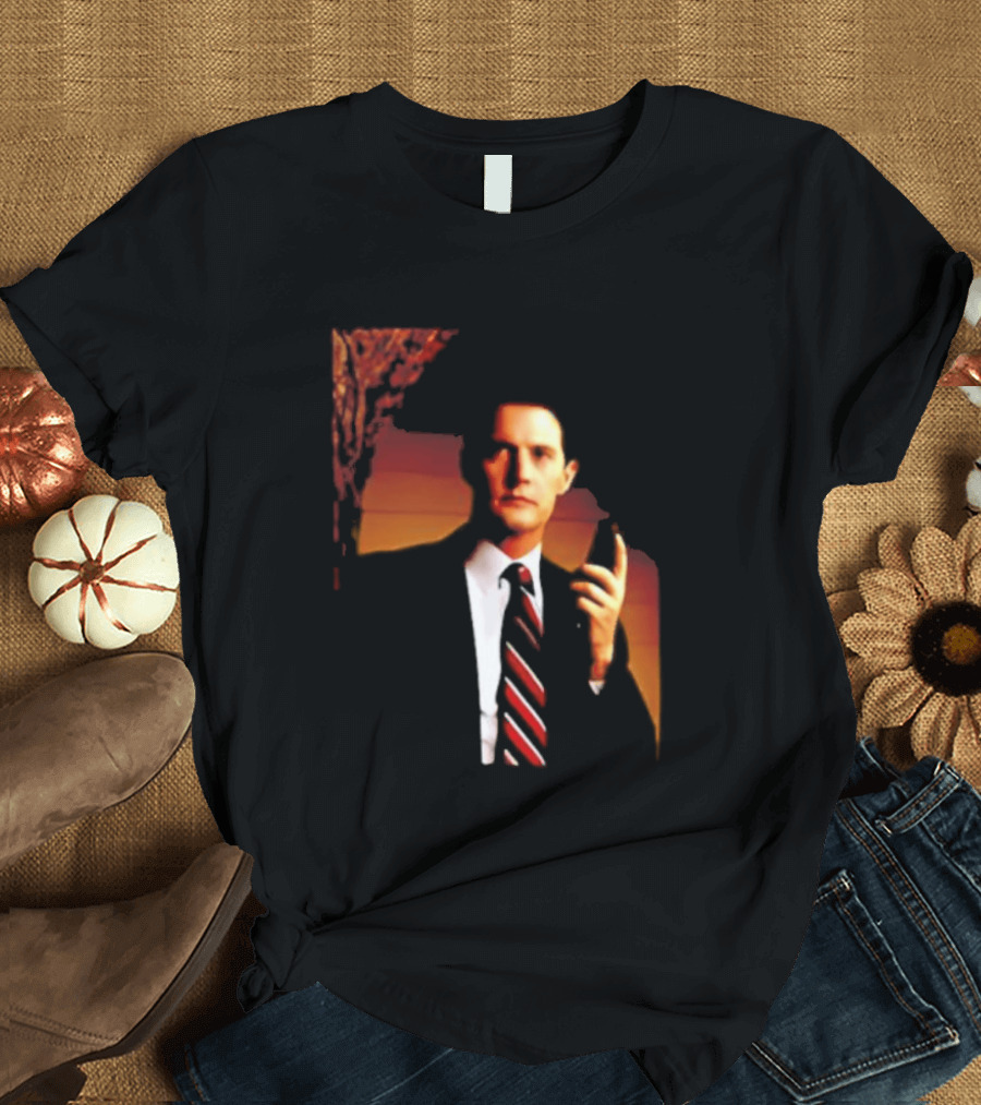 Dale Cooper Twin Peaks Iconic Red Room Aesthetic T-Shirt