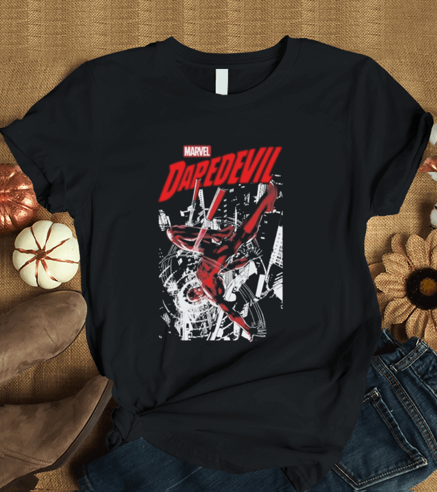 Marvel Daredevil Dynamic Acrobatics Comic Burst T-Shirt