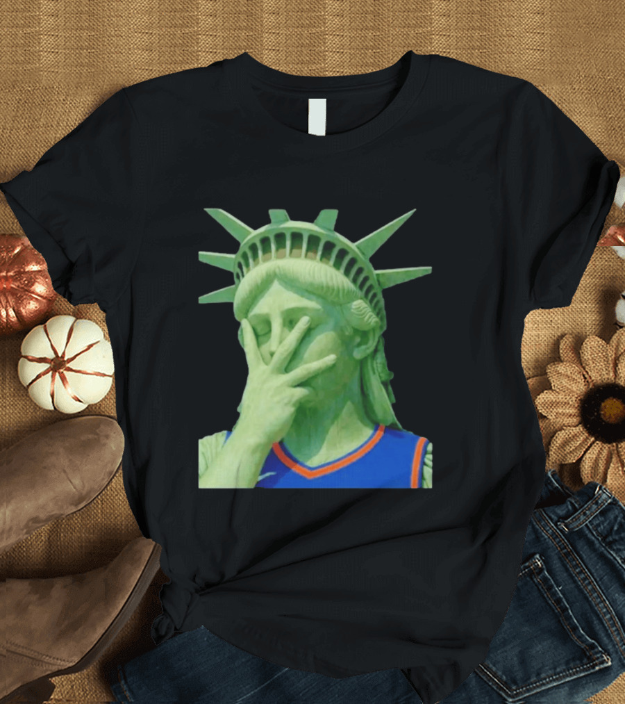 Liberty And Brunson For All Jalen Brunson 3 Points Pose Statue Of Liberty Knicks Jersey T-Shirt