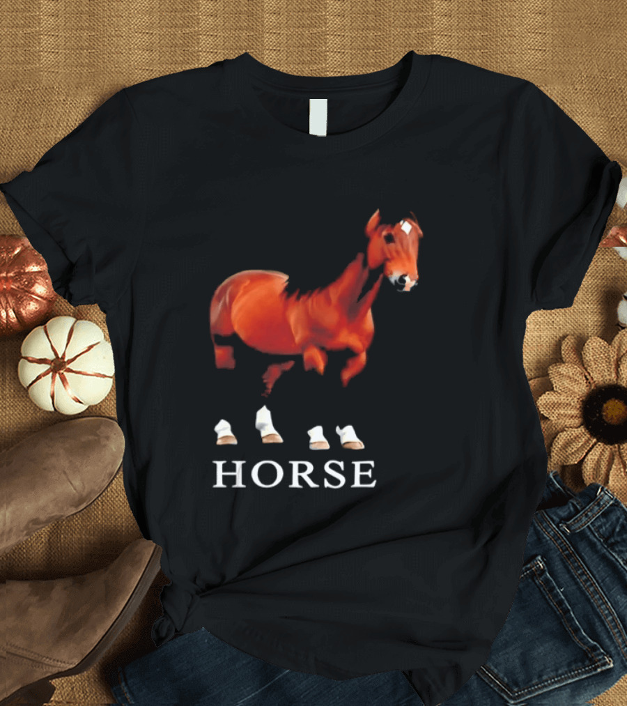 Horse Realistic Equestrian Art Style Hoof T-Shirt