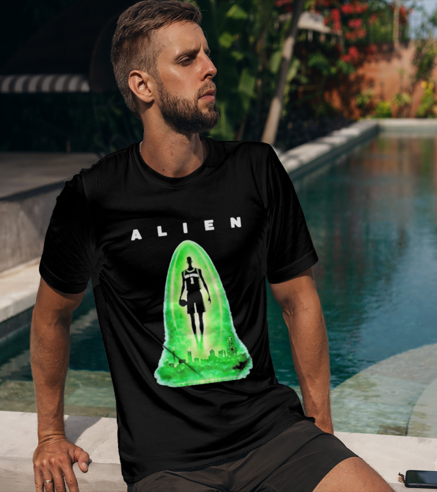 Alien Wemby San Antonio Alien Basketball Cityscape T-Shirt