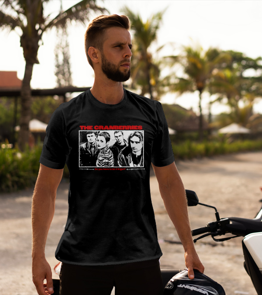 The Cranberries Do You Have To Let It Linger Retro Band Photo T-Shirt