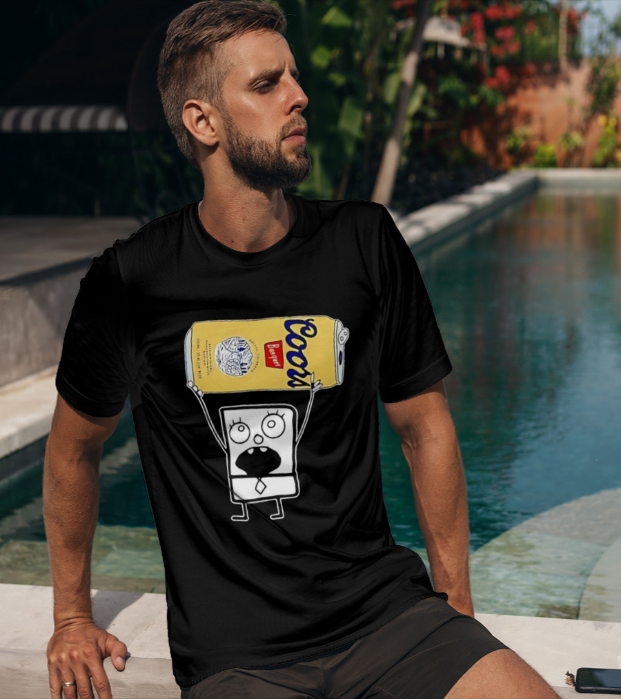 Coors Banquet Blocky Comic 355mL 5 Alc Vol Golden Colorado ESTD 1873 Refreshing T-Shirt