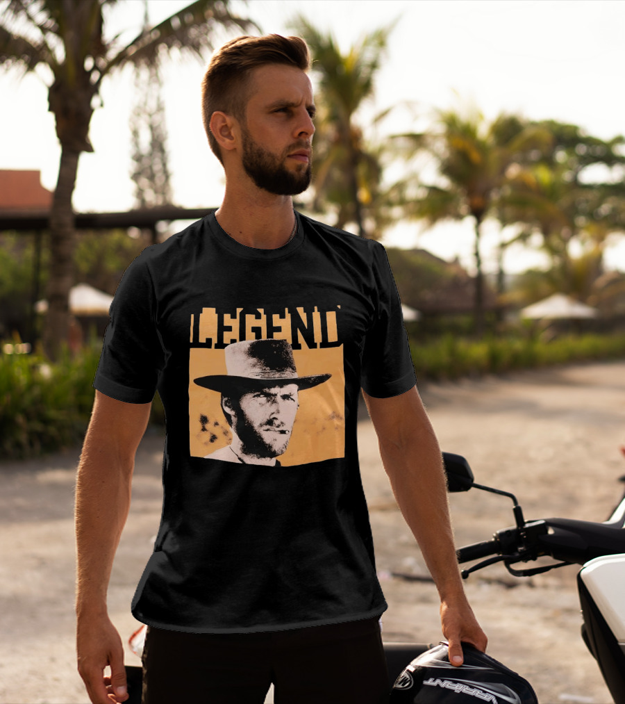 Legend Clint Eastwood Smoking Cigar Classic Western T-Shirt