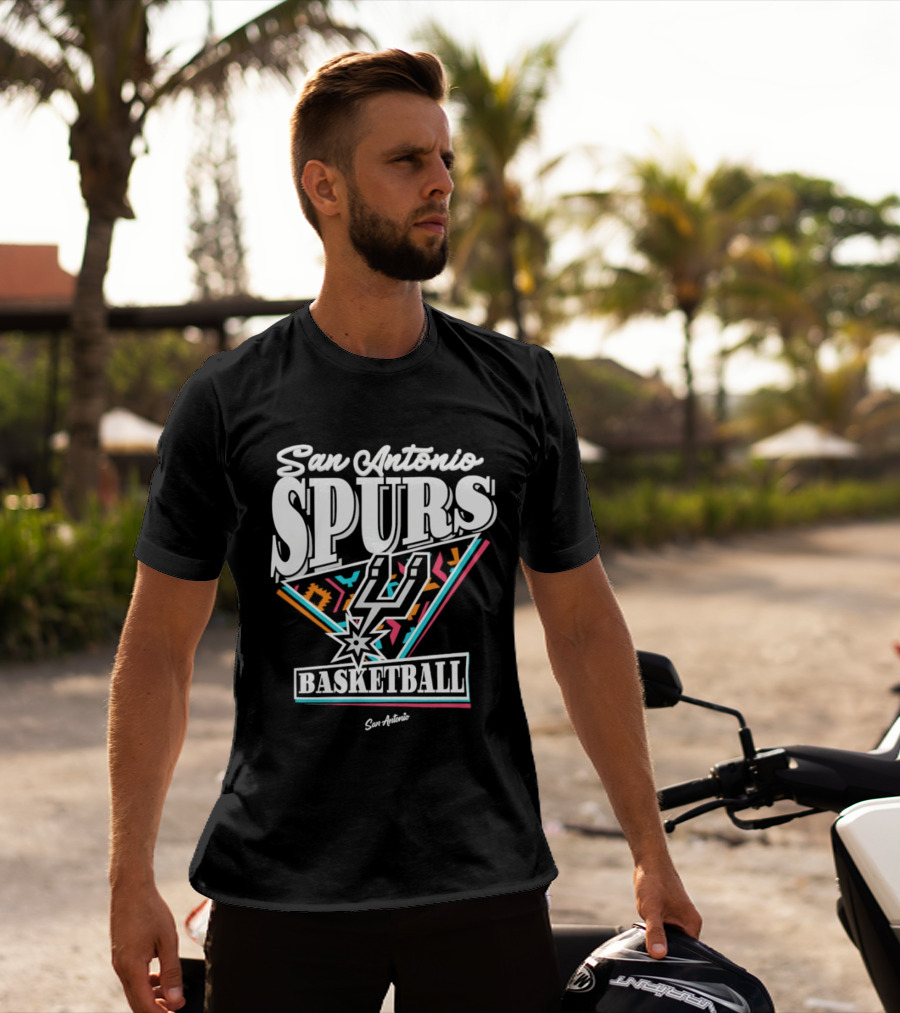 San Antonio Spurs 90s Basketball T-Shirt