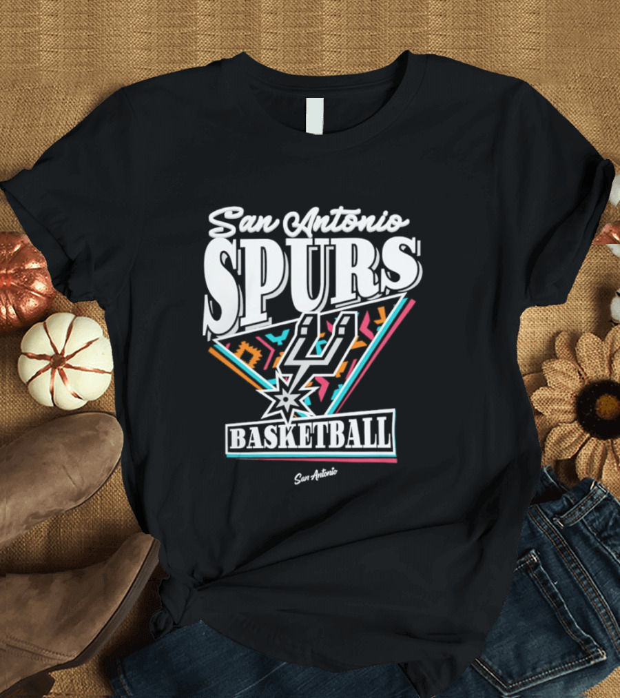 San Antonio Spurs 90s Basketball T-Shirt
