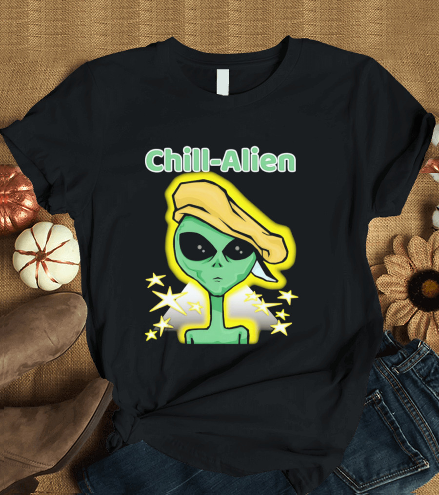 Chill Alien Beret Hat Stars Glow T-Shirt