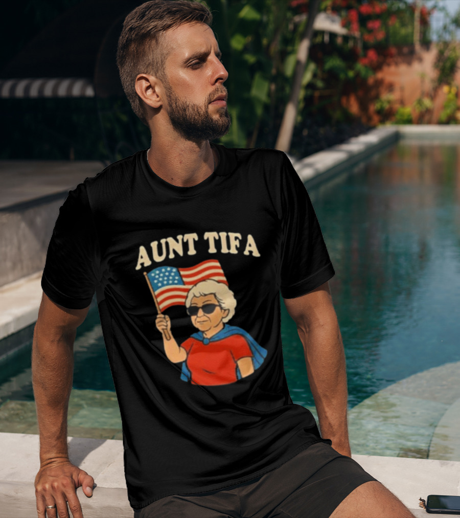Aunt Tifa USA Flag And Cool Grandma In Sunglasses T-Shirt