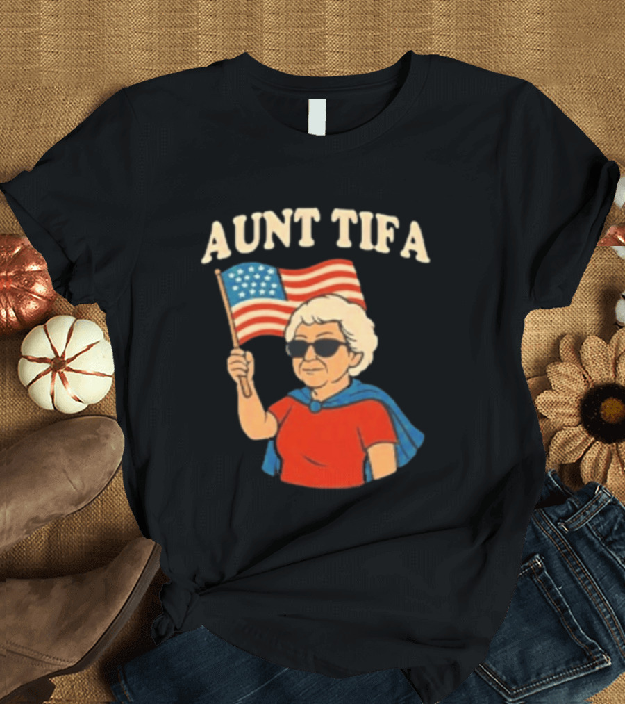 Aunt Tifa USA Flag And Cool Grandma In Sunglasses T-Shirt
