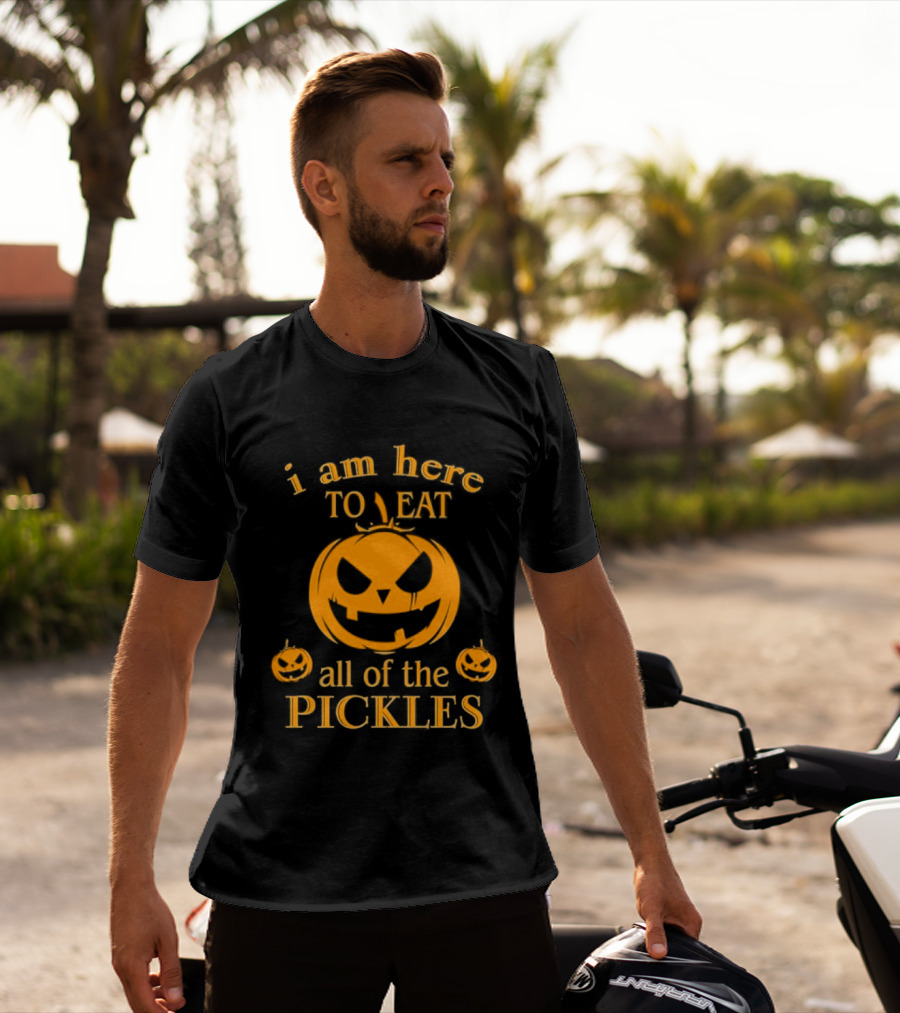 I Am Here To Eat All Of The Pickles Pumpkin Halloween T-Shirt