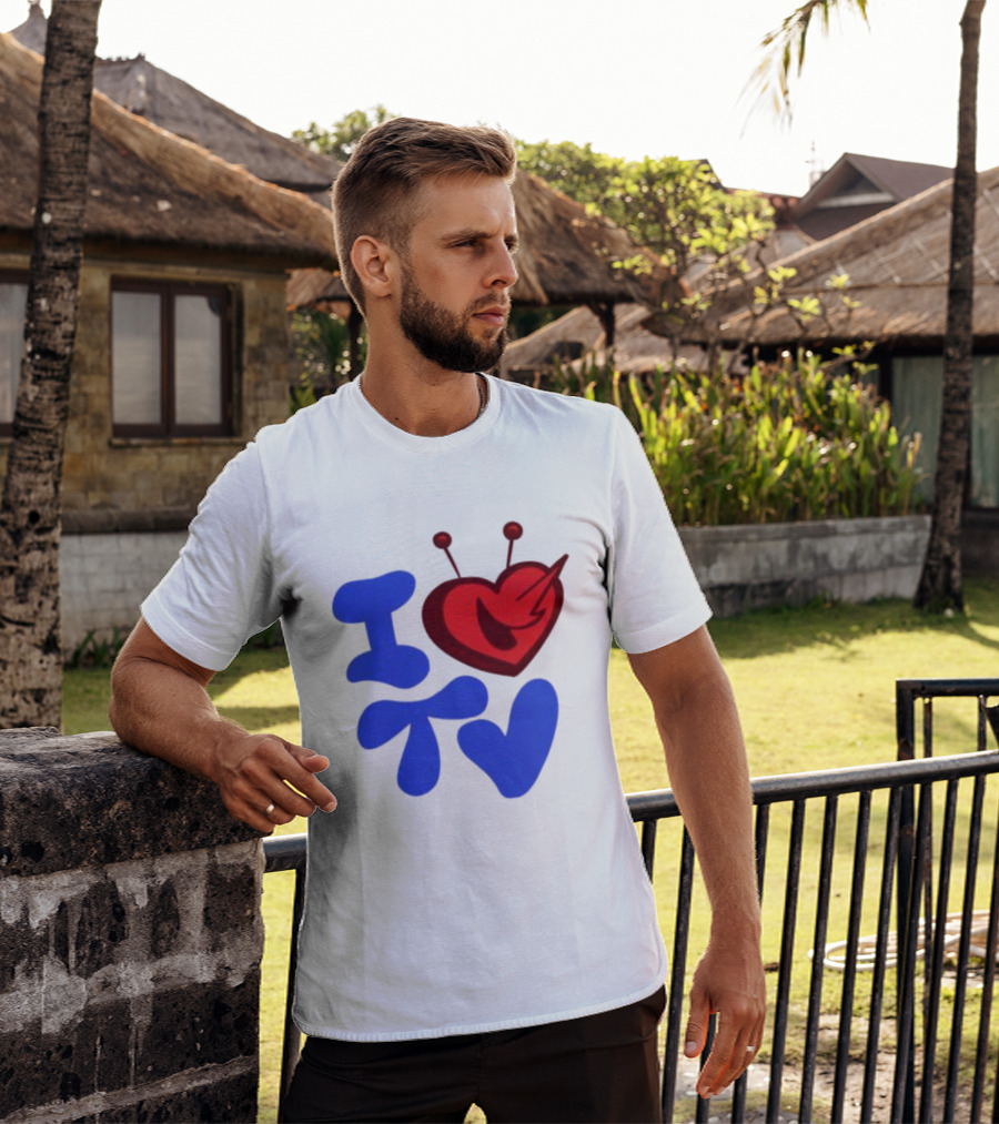 I Love TV Blue Red Heart Antenna T-Shirt