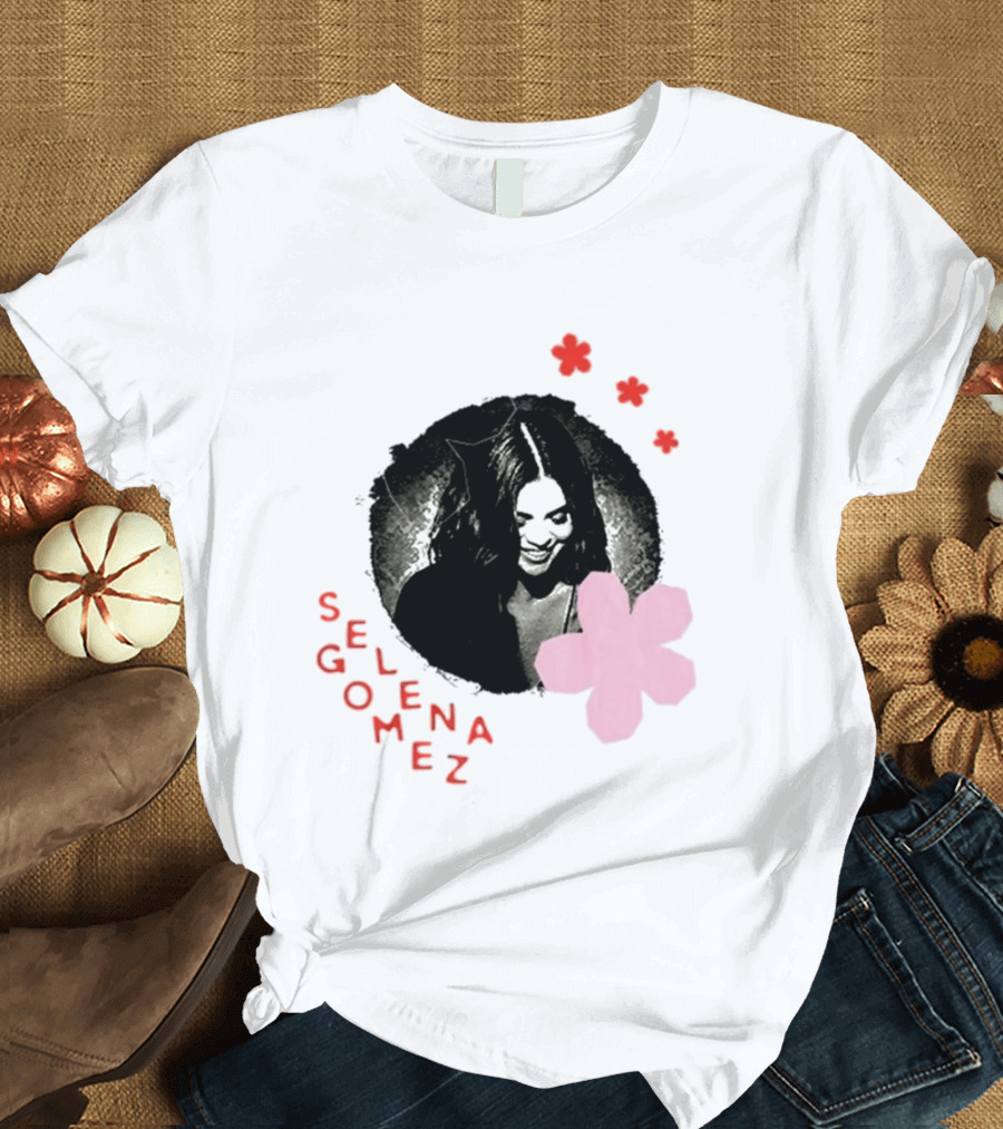Selena Gomez Smile With Pink Paper Flower And Red T-Shirt