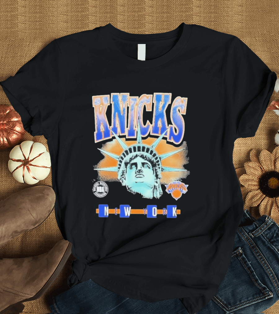 Knicks NBA N W O K Statue Liberty T-Shirt