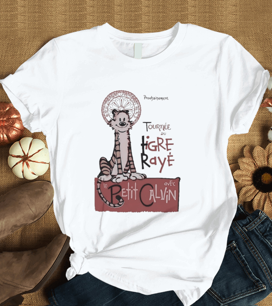 Tournée Du Tigre Raye Le Petit Calvin Avec Hobbes T-Shirt