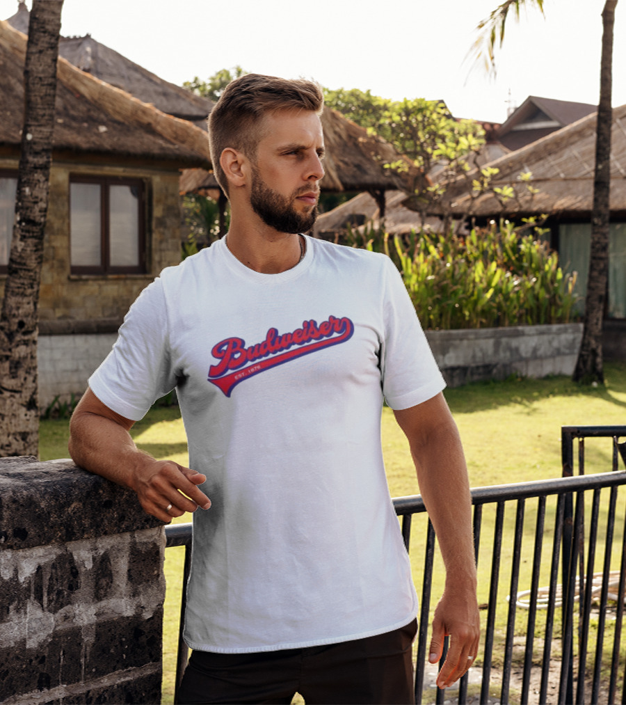 Budweiser Baseball Script Logo Retro Style Beer Shop T-Shirt