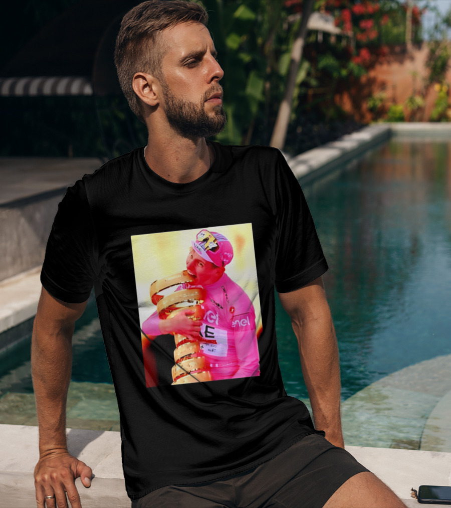 Tadej Pogacar 2024 Giro D'Italia Trophy Celebration In Pink Jersey T-Shirt