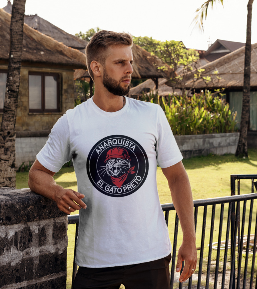 ANARQUISTA EL GATO PRETO Red Bandana Helmet Cat Meme T-Shirt