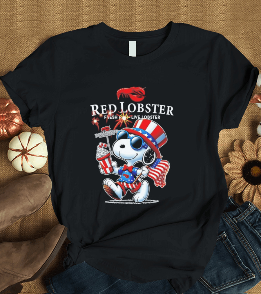 Snoopy Red Lobster Fresh Live Lobster America 1776 2026 250th Anniversary T-Shirt