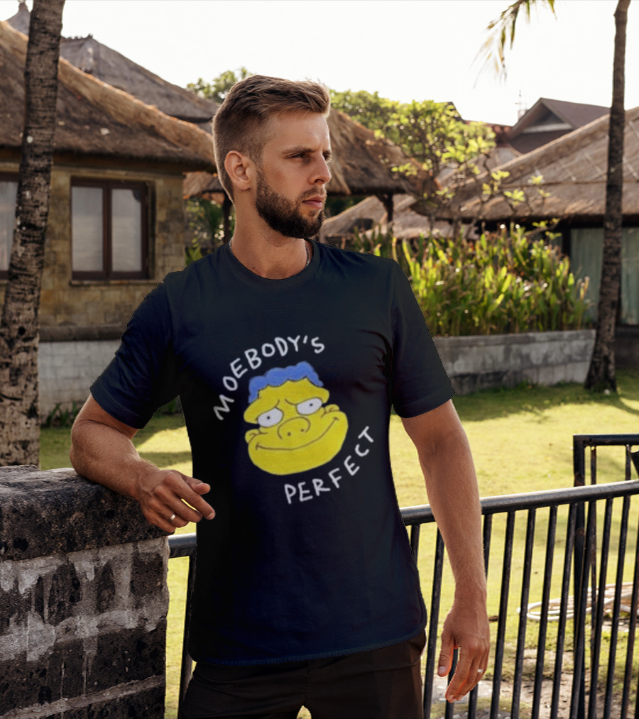 Moebody's Perfect Yellow Cartoon Face With Blue Hair Smirk T-Shirt
