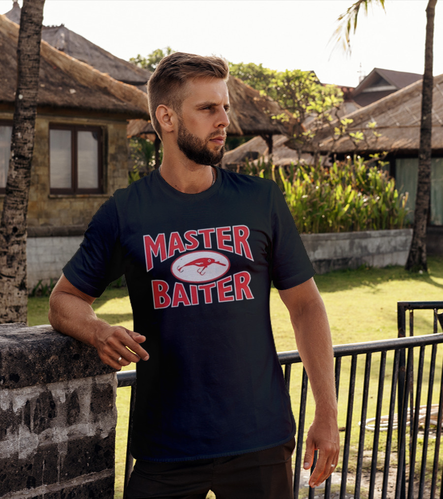 Master Baiter Fishing Lure Nostalgic Humor Décor T-Shirt