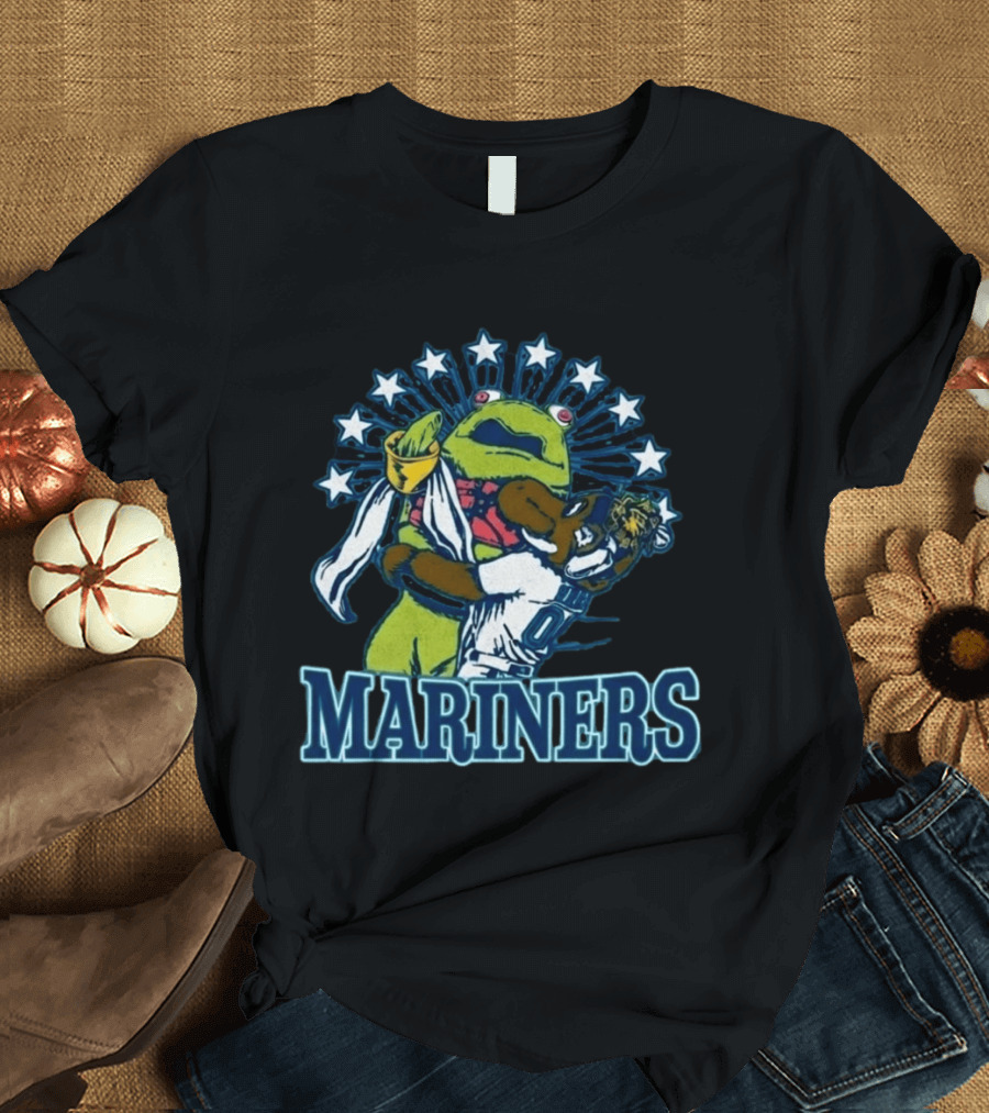 Mariner Moose Hugs Humpy Salmon With Mariners Stars T-Shirt