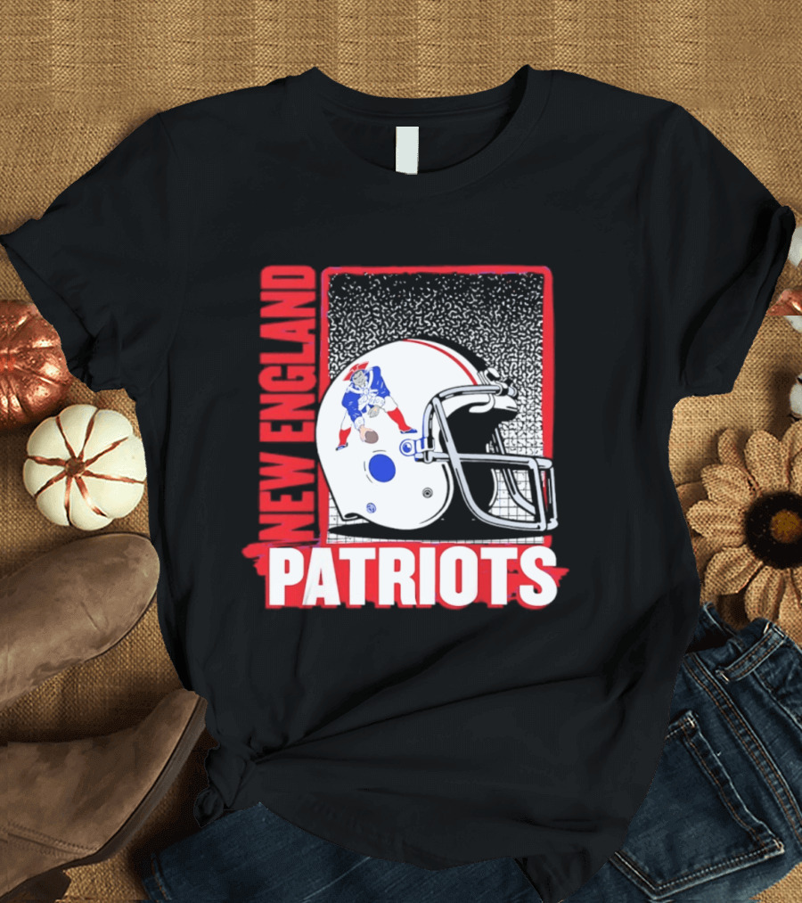New England Patriots Vintage Helmet 2026 Season T-Shirt
