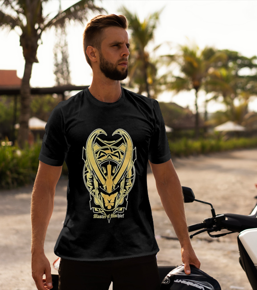 Loki Marvel Master Of Mischief Helmet T-Shirt