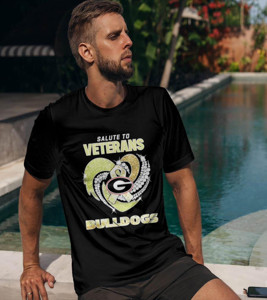Salute To Veterans Georgia Bulldogs Heart Ribbon T-Shirt