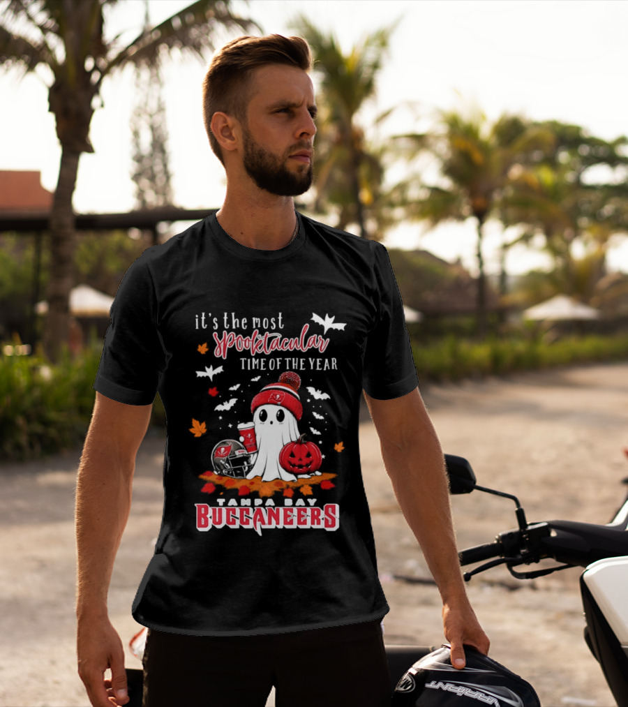 Tampa Bay Buccaneers Halloween Ghost 2026 Spooktacular Time Of The Year T-Shirt