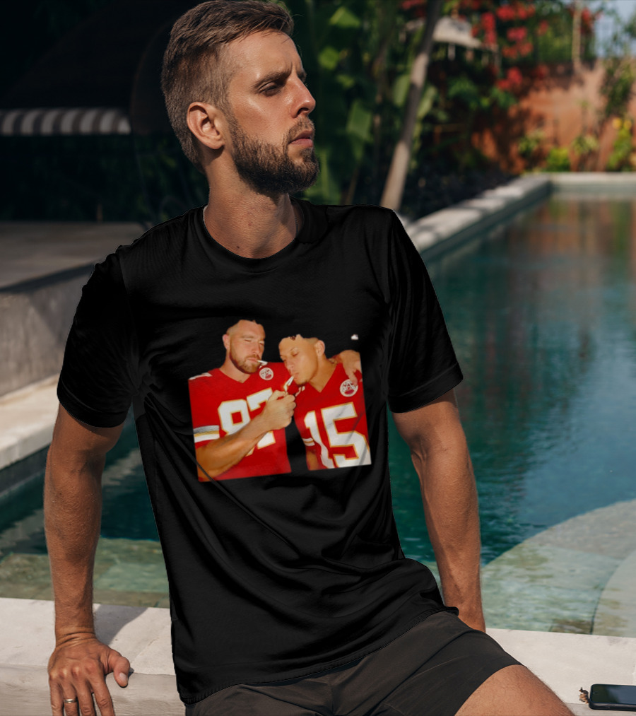 Kansas City Chiefs Mahomes Kelce Smoking 87 15 T-Shirt
