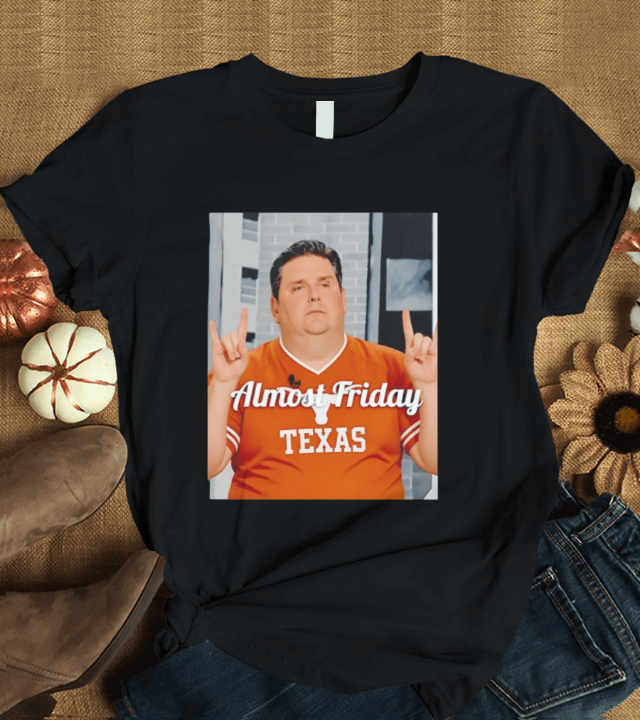 Almost Friday Texas Longhorn Hook 'EM T-Shirt
