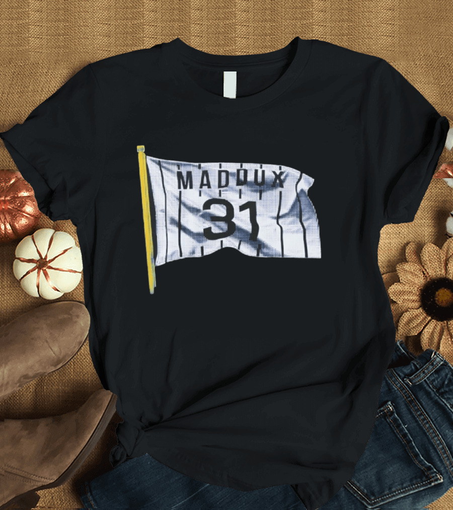 Greg Maddux 31 Chicago Cubs Flag National Baseball Hall Of Fame T-Shirt
