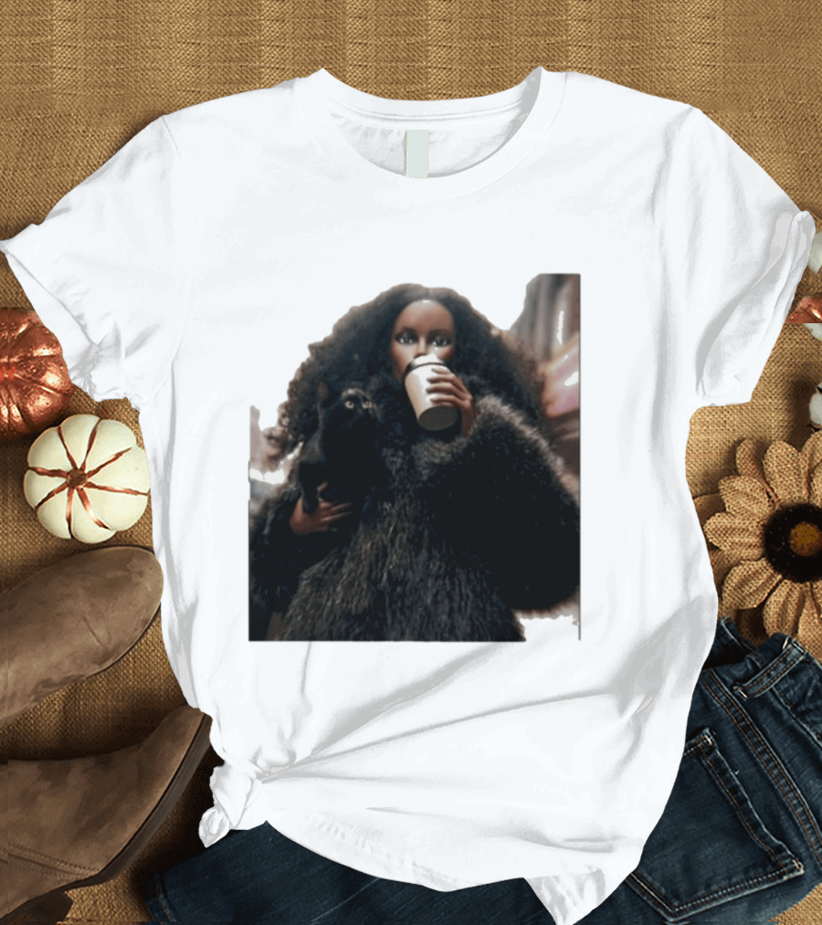 Diana's Cat Club Fashionable Coffee Moment With Furry Coat And Black Cat T-Shirt