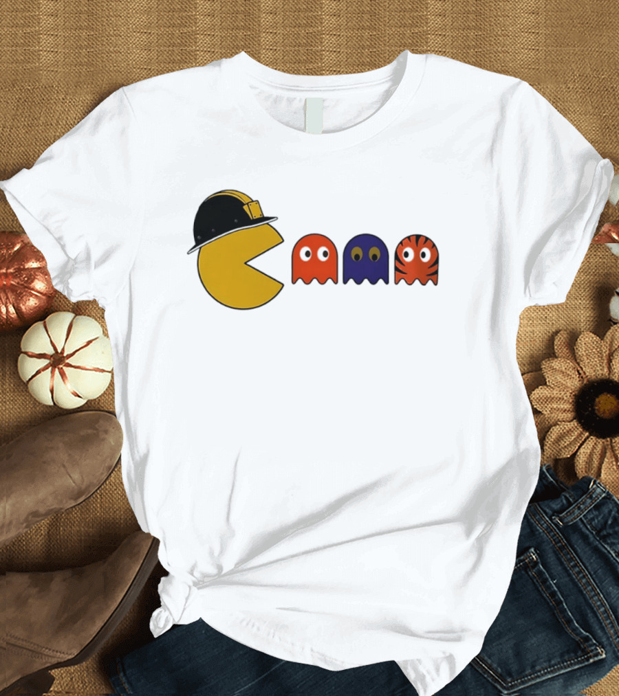Pacman Hard Hat Ghosts Retro Gaming T-Shirt