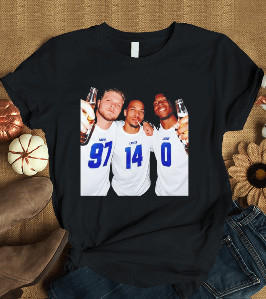 Detroit Lions Aidan Hutchinson Amon Ra St. Brown Jahmyr Gibbs Holding Beer Bottles Smoking Celebration T-Shirt