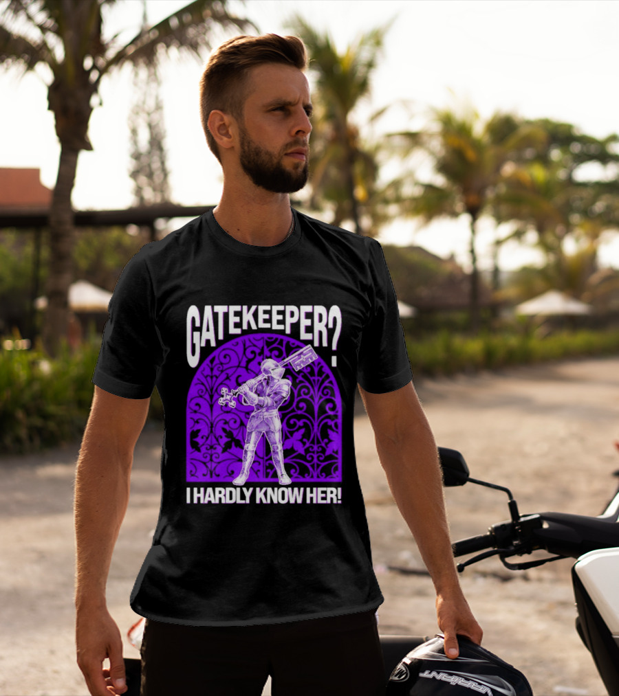Gatekeeper I Hardly Know Her Knight In Armor Key Sword Purple T-Shirt