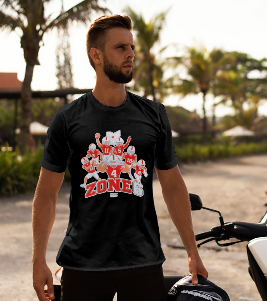 Zone 6 Ohio State Buckeyes Football Players Pose With State T-Shirt