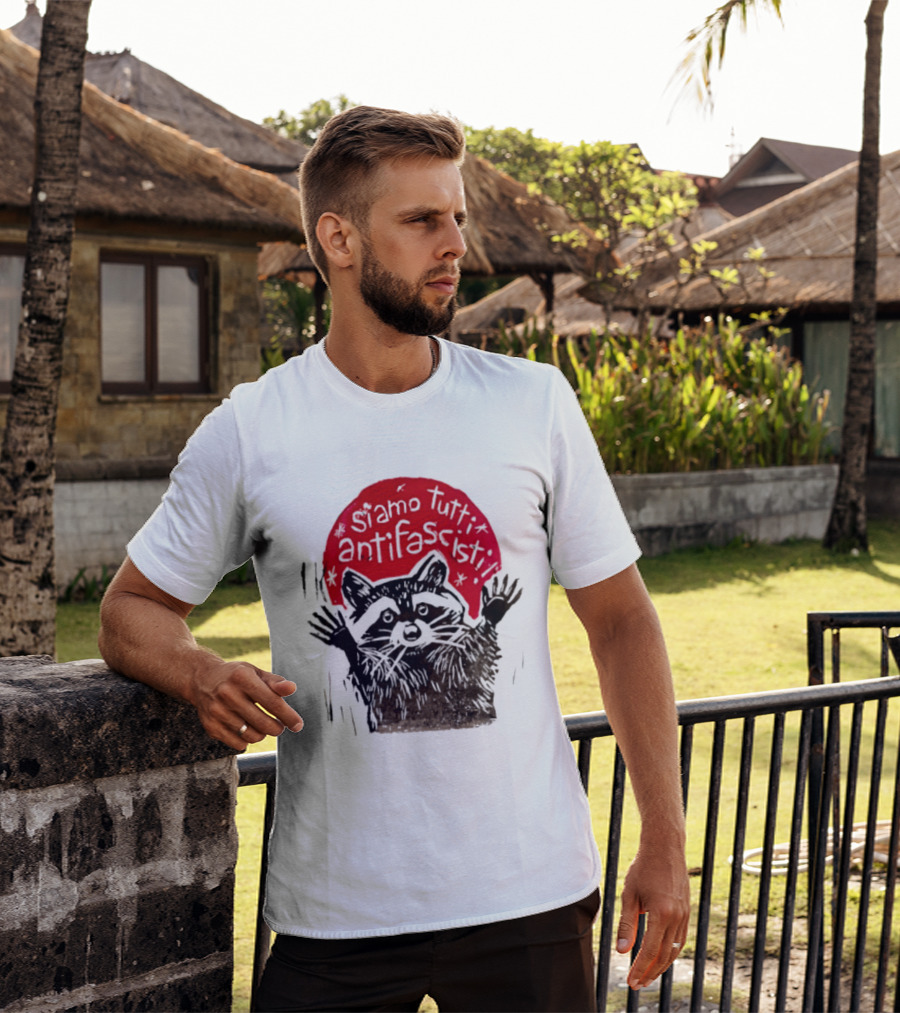 Siamo Tutti Antifascisti Raccoon Image T-Shirt