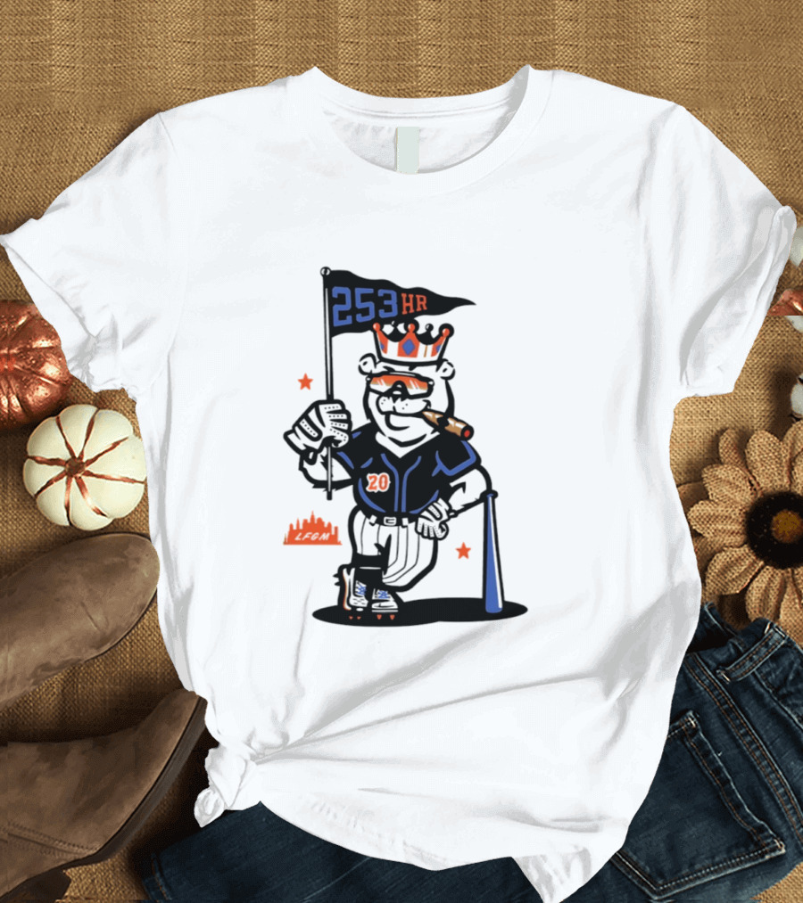 Pete Alonso New York Mets Polar Bear 253 HR Cigar King T-Shirt