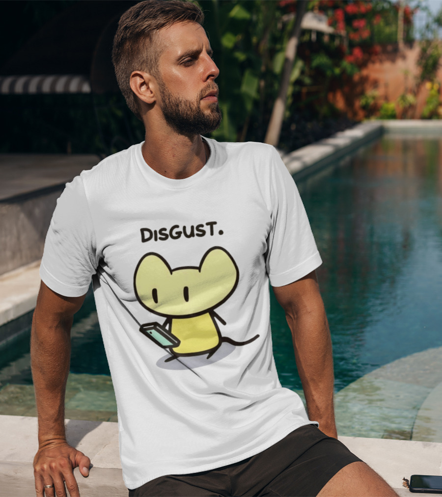 Disgust Mouse With Phone Vintage Humor T-Shirt