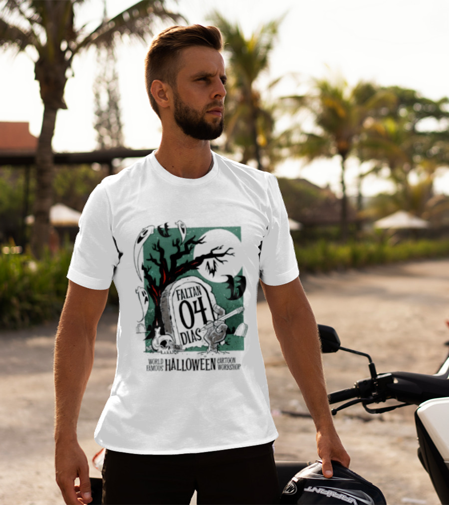 Faltan 04 Dias World Famous Halloween Cartoon Workshop Spooky Tree And Bats T-Shirt