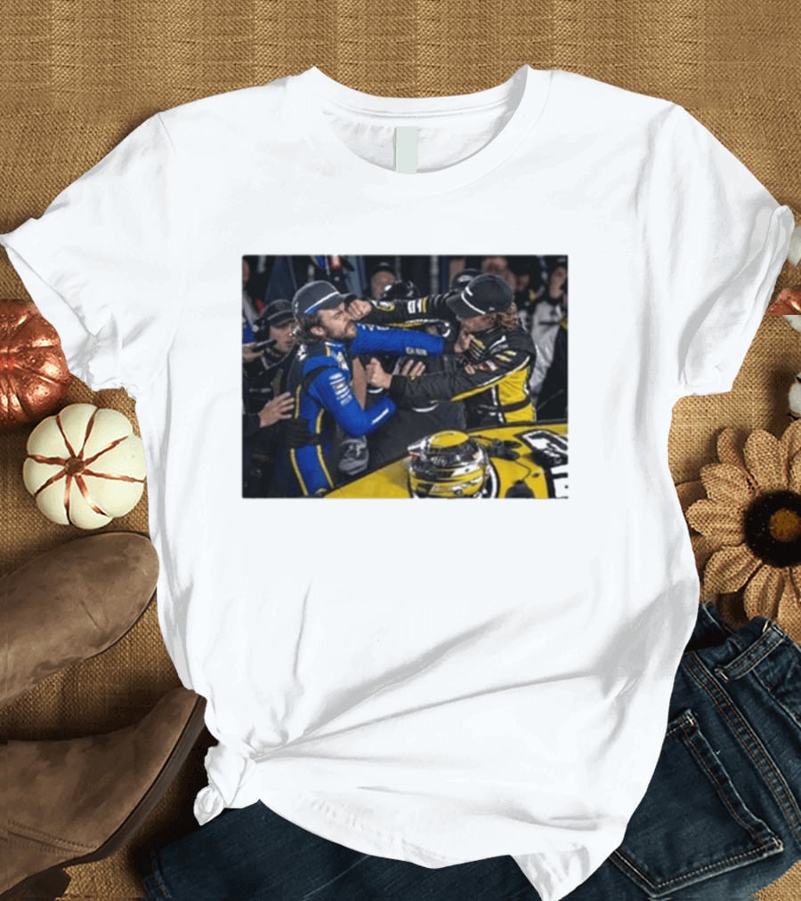 Carson Hocevar Vs Ryan Blaney NASCAR Fight Racing Rivalry Scene T-Shirt