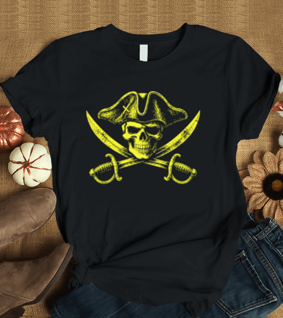 Pirate Skull Crossed Swords Crossbones Yellow T-Shirt
