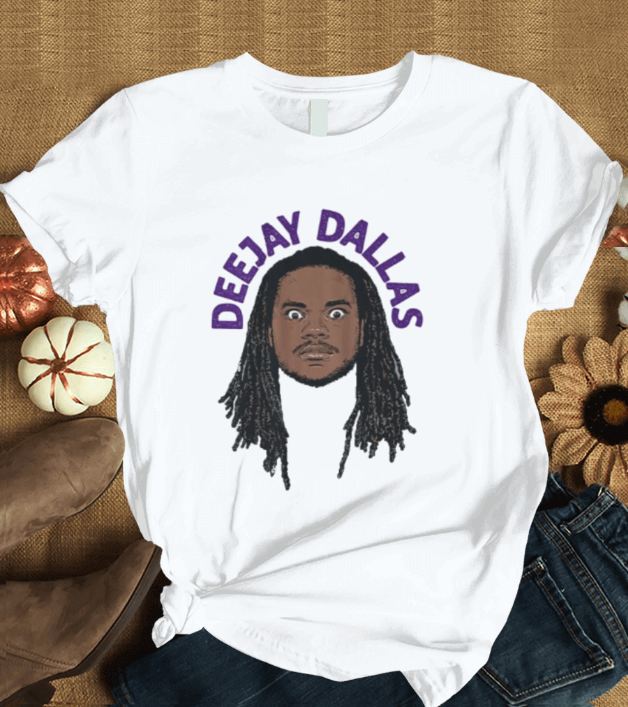 DeeJay Dallas Headshot Illustration Minnesota Football T-Shirt