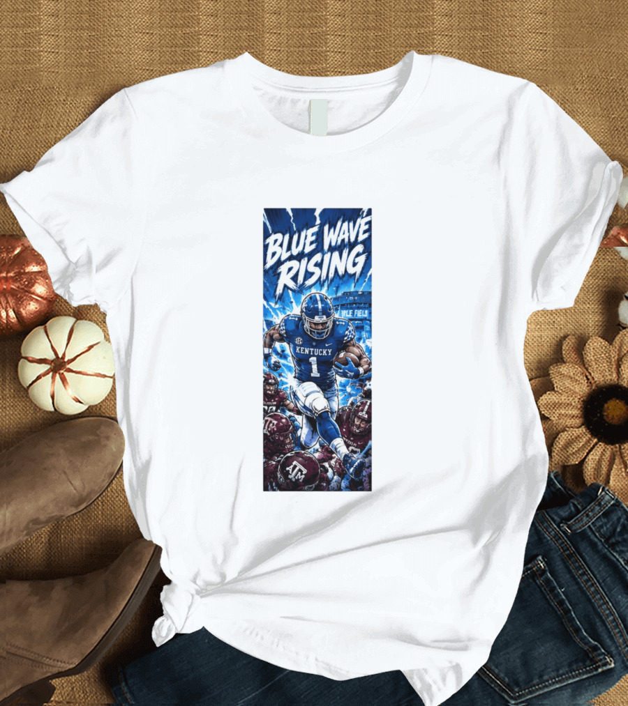 Blue Wave Rising 2026 Kentucky Wildcats Running Back Kyle Field Football Action T-Shirt