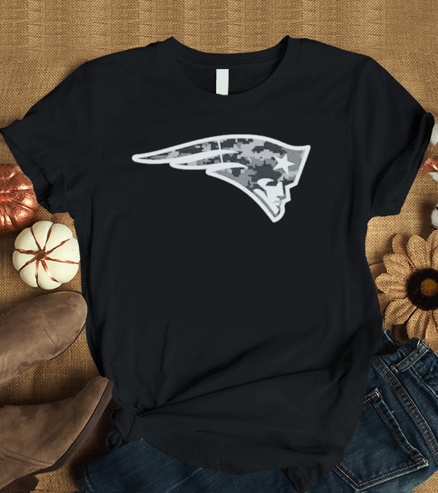 New England Patriots 2026 Salute To Service Camo Patriots Head T-Shirt