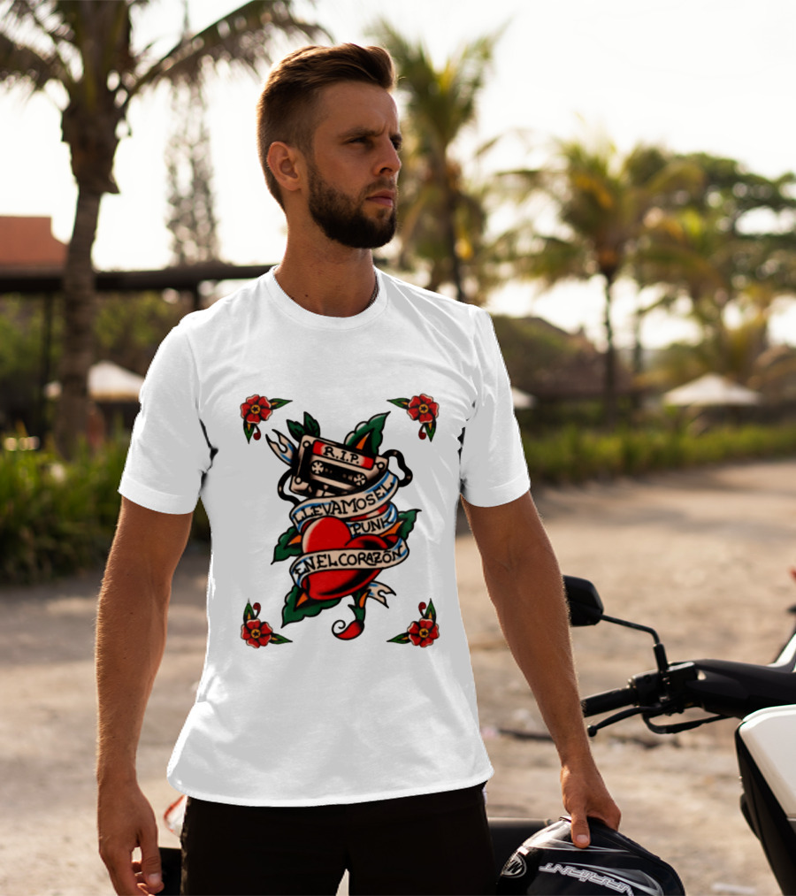 RIP Cassette Heart Llevamos El Punk En El Corazón Tattoo Style Roses T-Shirt