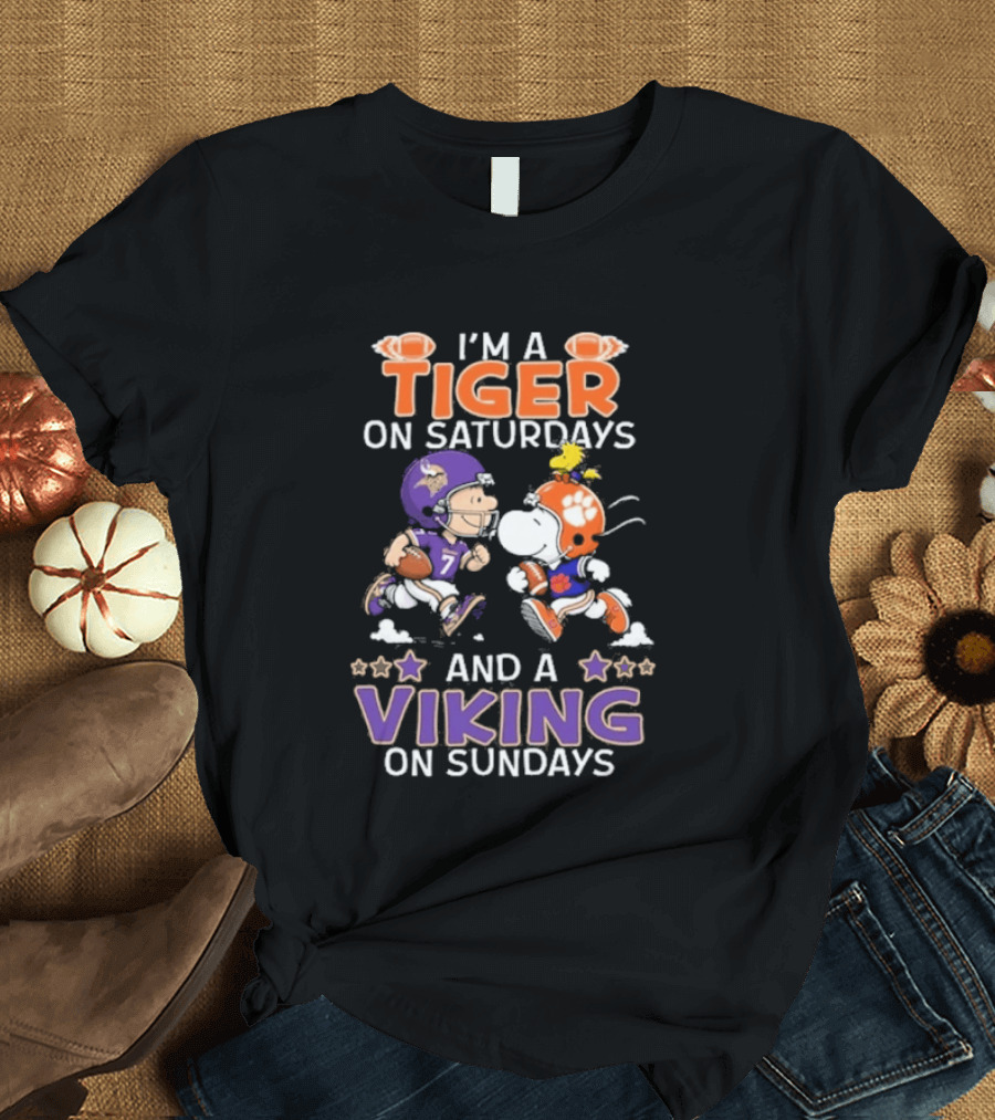 I'm A Tiger On Saturdays And A Viking On Sundays Charlie Brown And Snoopy Football Fan Days T-Shirt