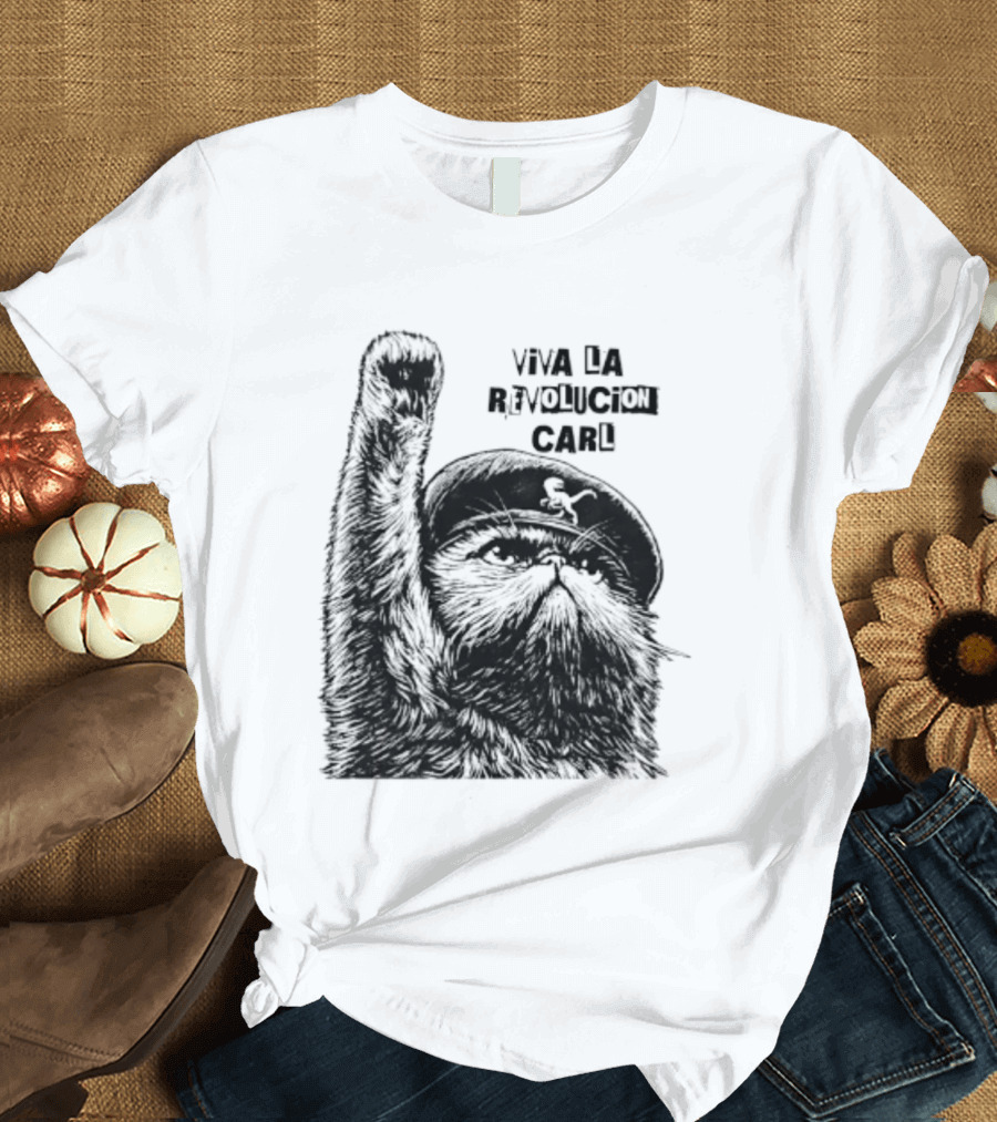 Viva La Revolución Carl Revolutionary Cat Uplifted Paw T-Shirt
