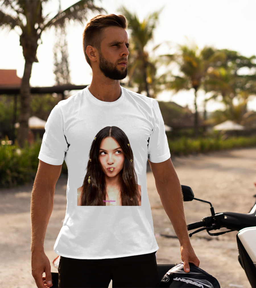 Olivia Rodrigo Rolling Stone Digital Exclusive Photo With Daisy Accents T-Shirt